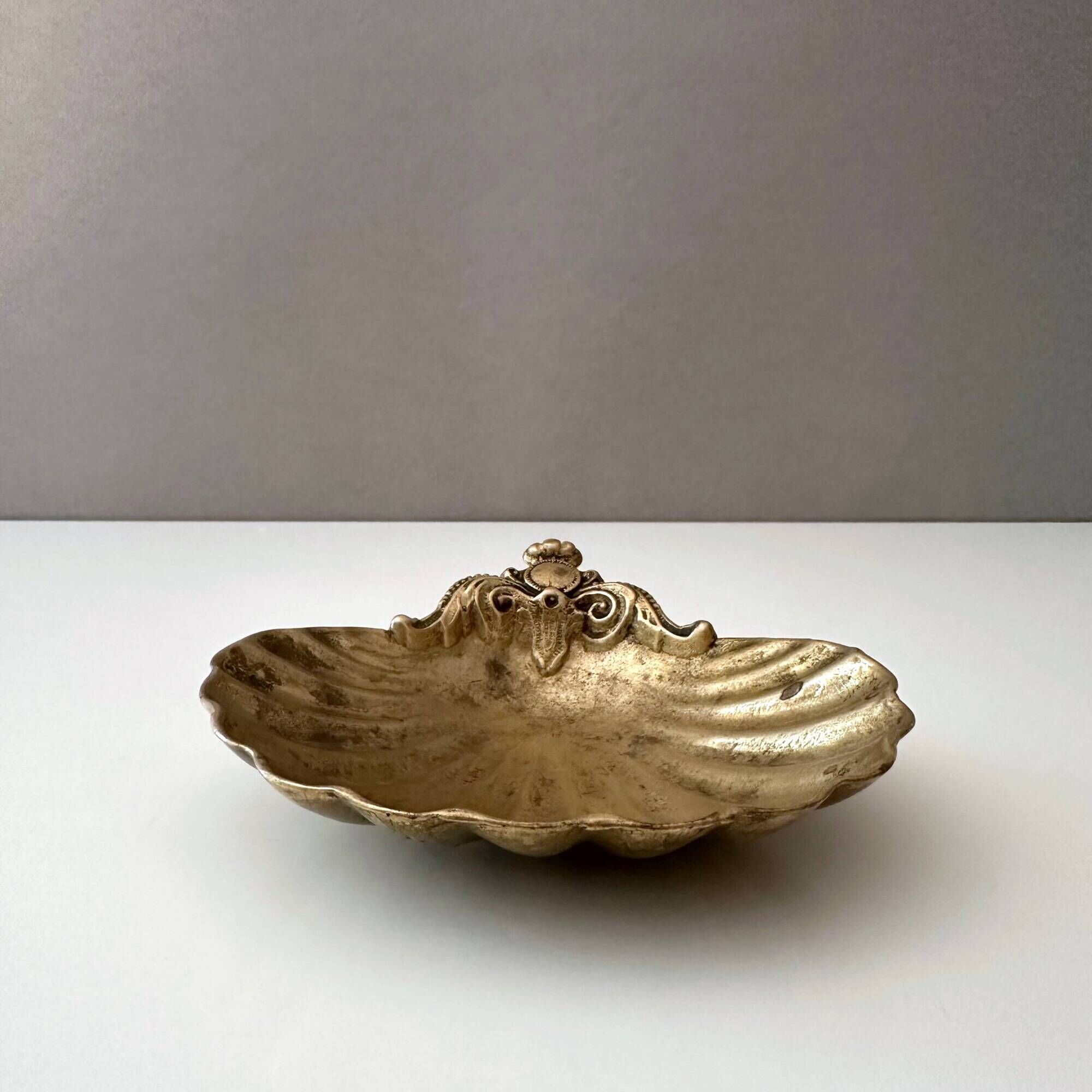 Brass shell dish, soap dish from around 1900 by "J. Gallo"