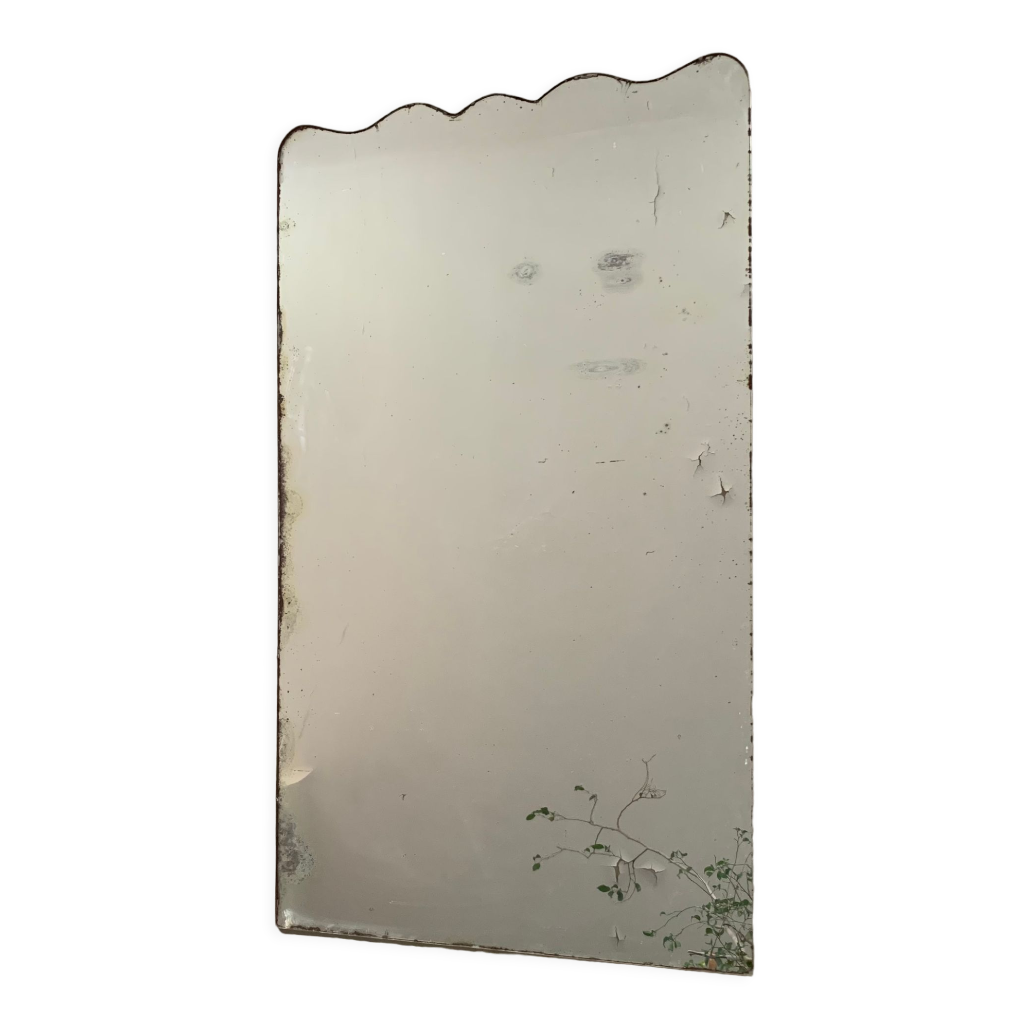 Miroir ancien piqué