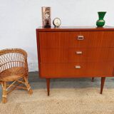 Vintage tapered leg chest of drawers