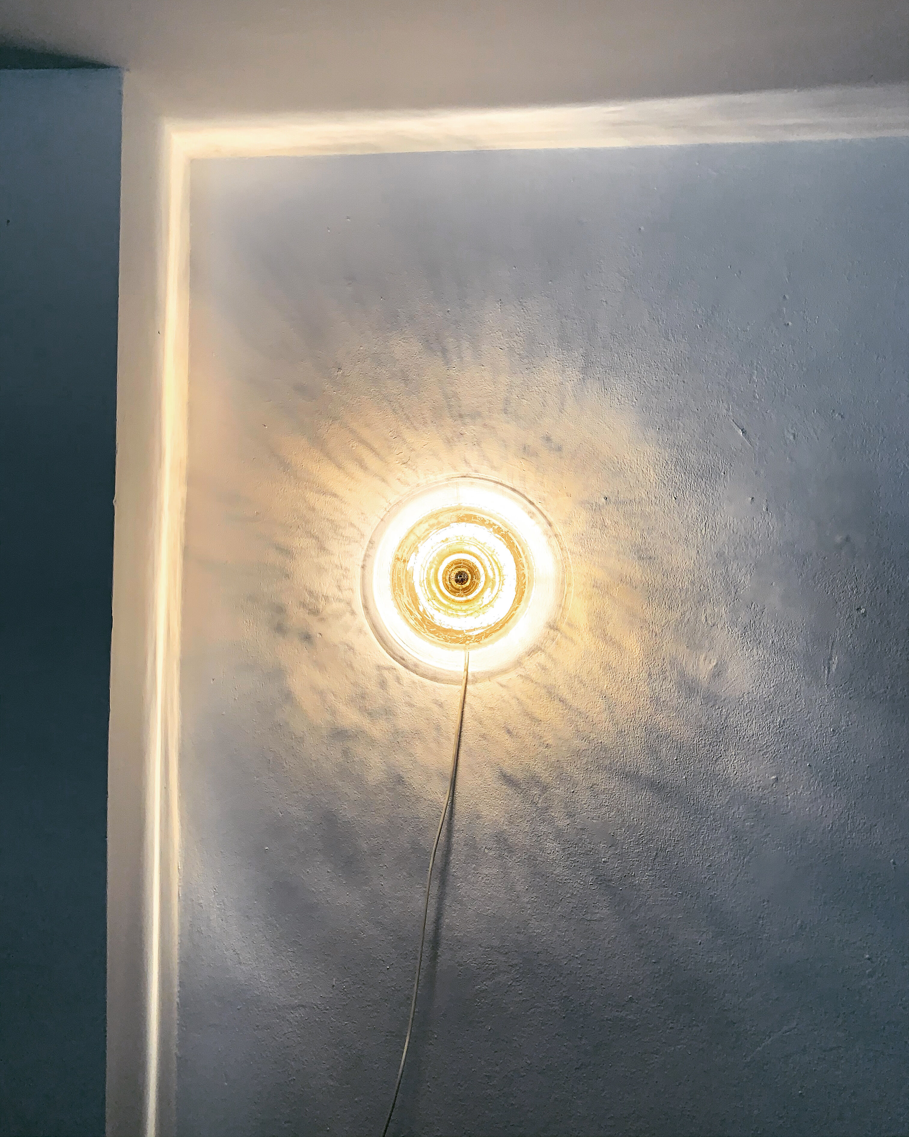Glass wall lamp