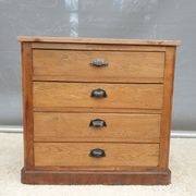 Petite commode Chêne Orme Acajou début XXème