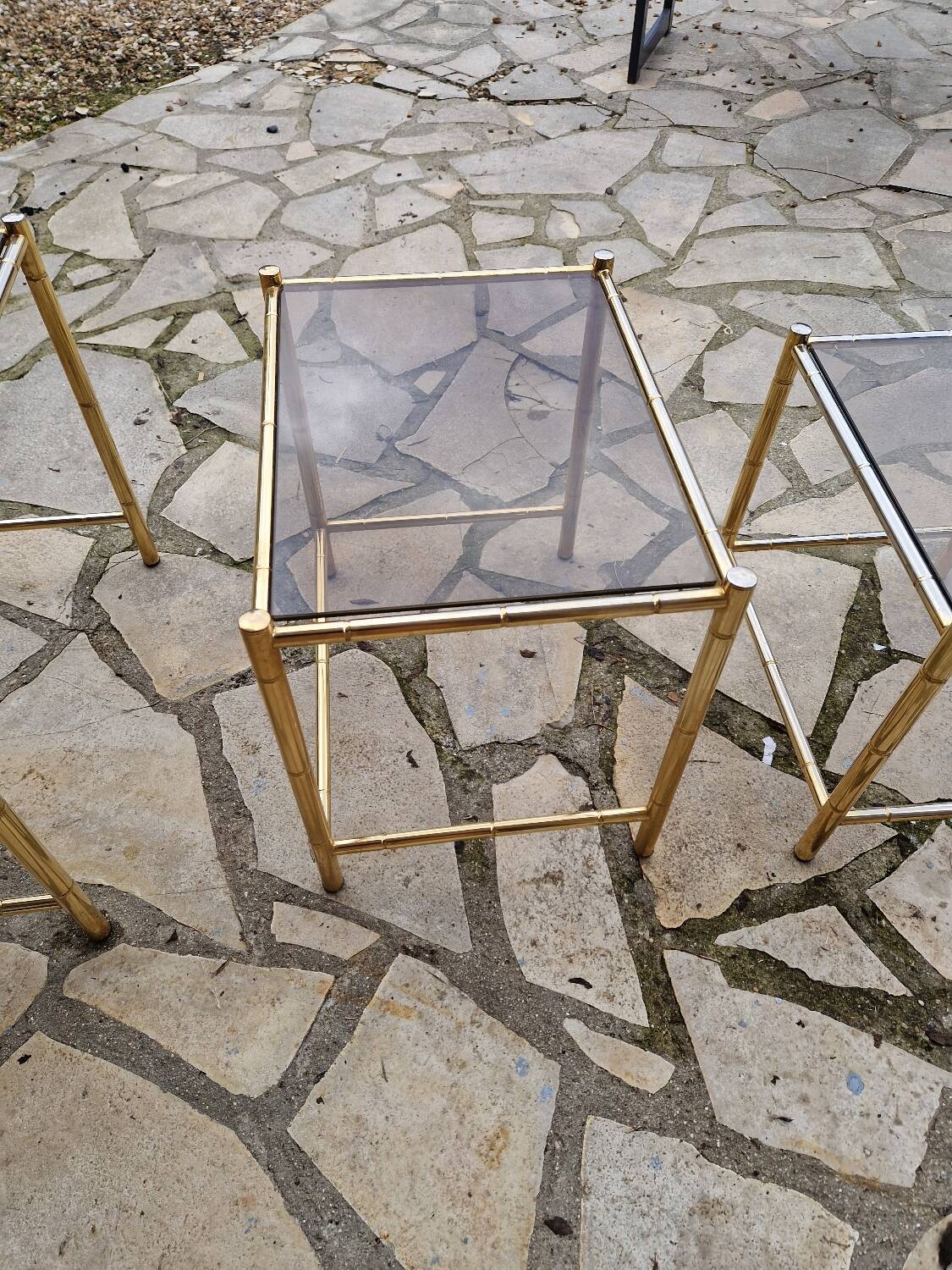 Vintage nesting coffee table