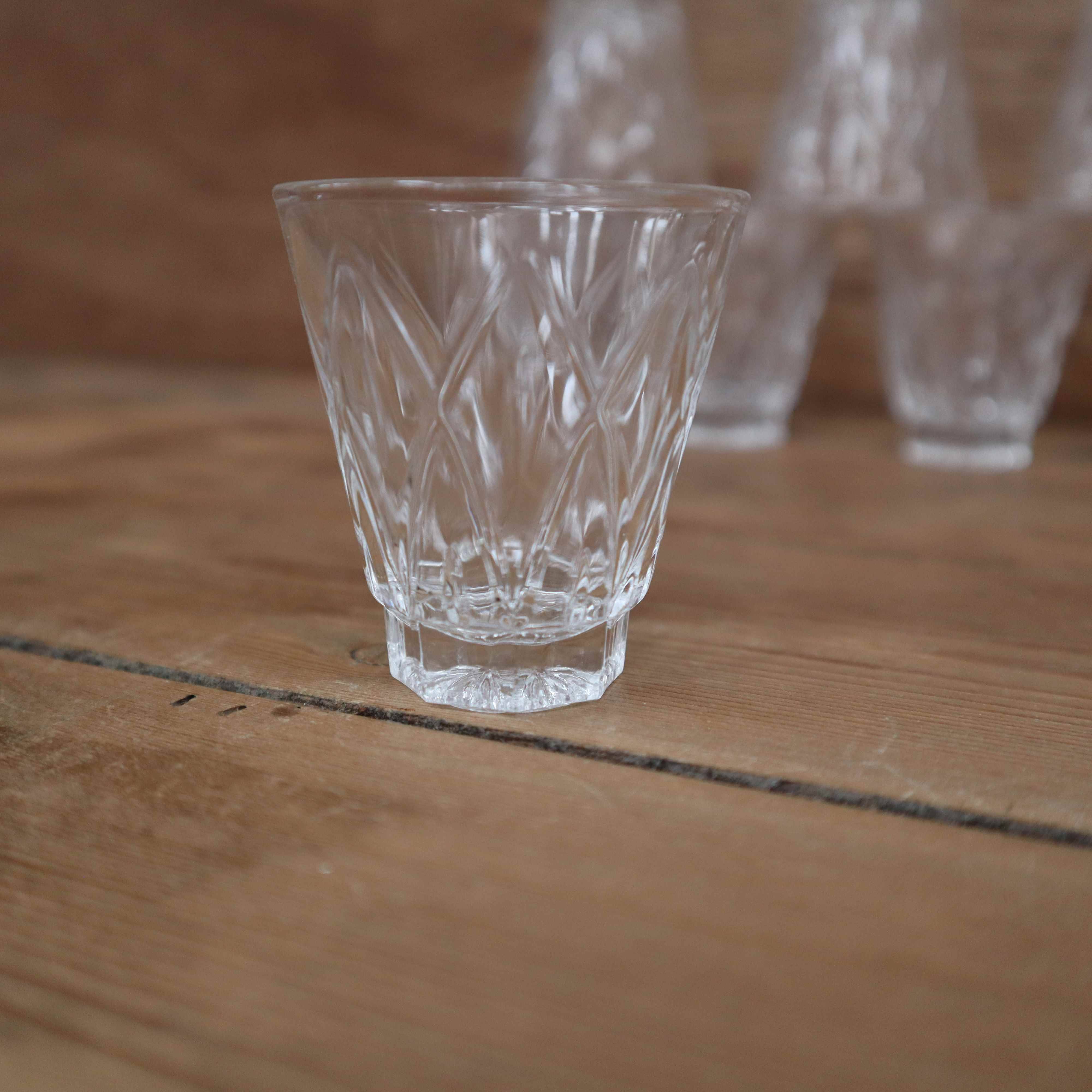 Set of 8 Arlequin liqueur glasses in Reims crystal glass 1950