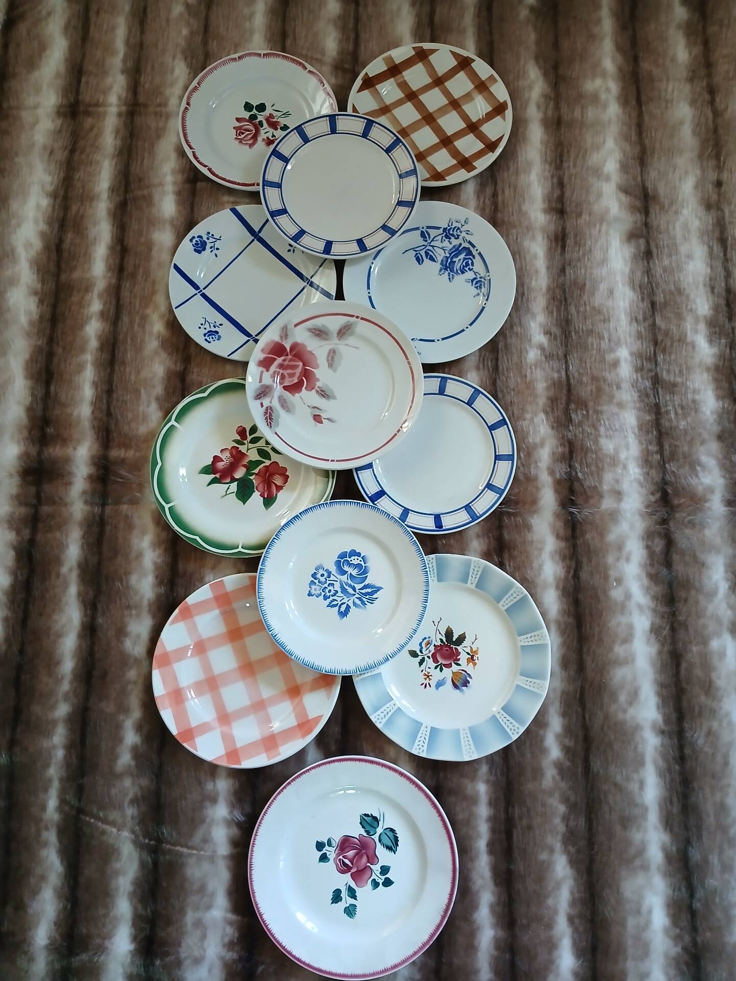 12 mismatched vintage dessert plates