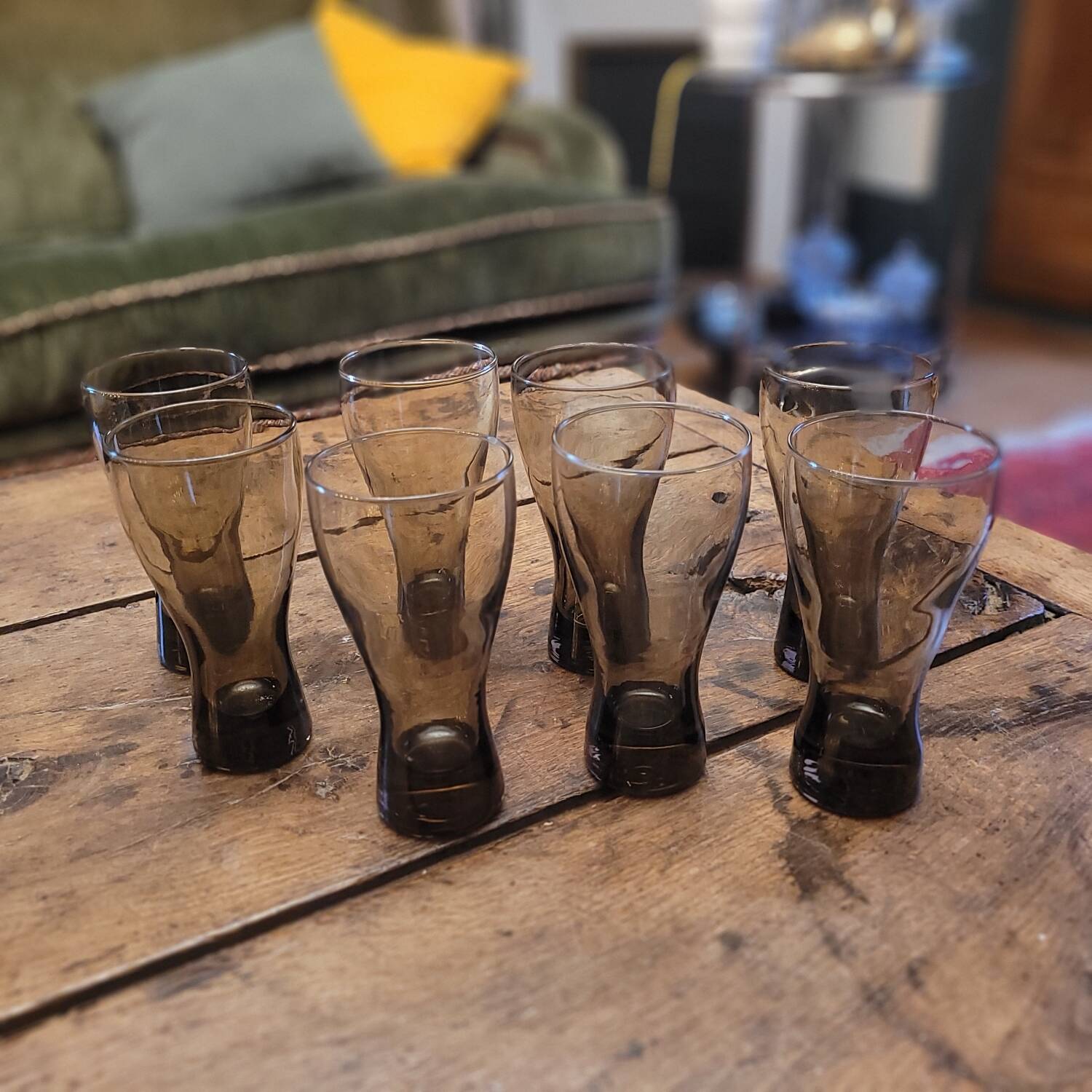 Set of 8 long drink glasses in smoked glass from the 70s – 25 cl