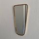 Miroir vintage 1960 rétroviseur asymétrique forme libre doré rouge - 71 x 3