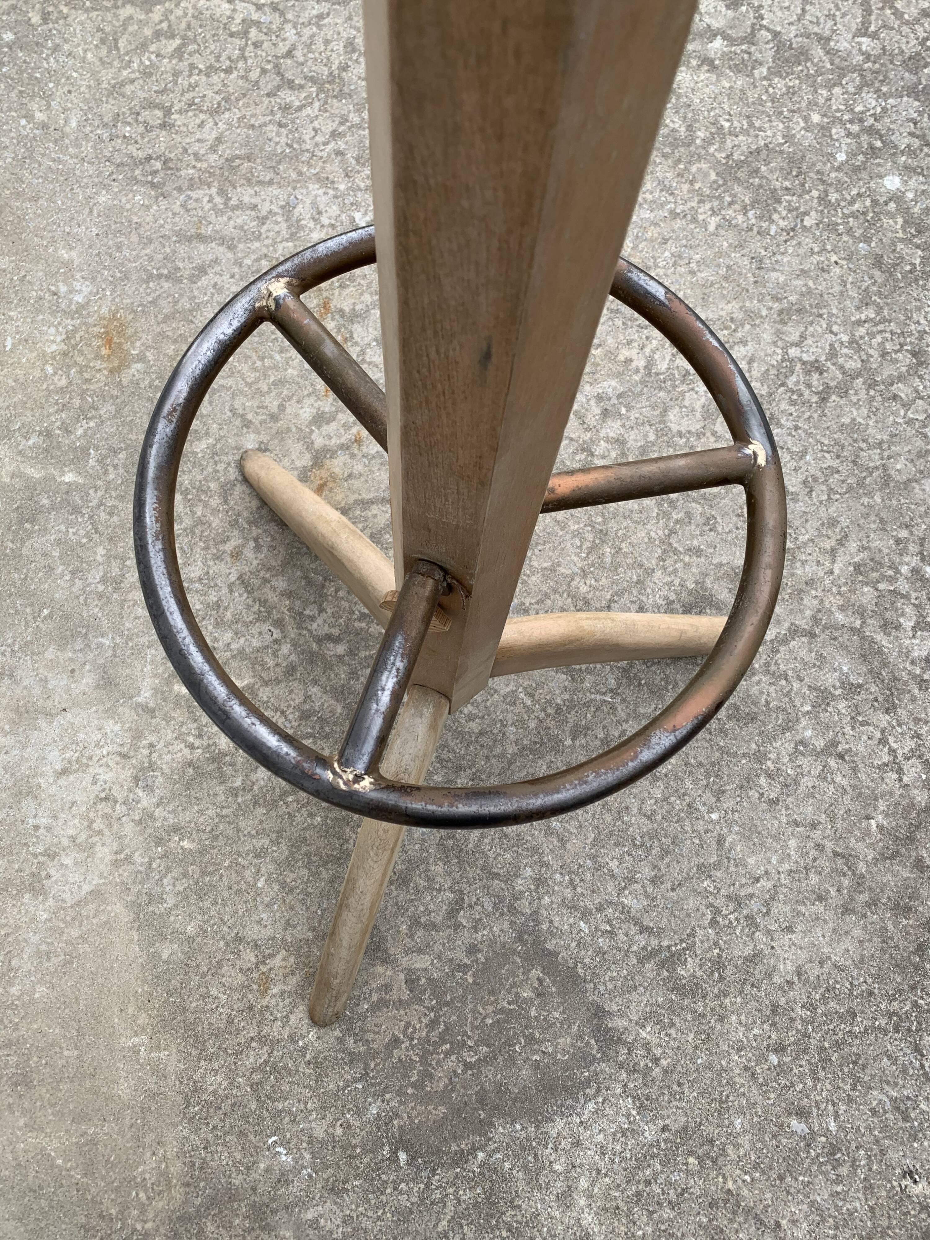 Portemanteau parrot wood tripod 12 black balls Stella 1960