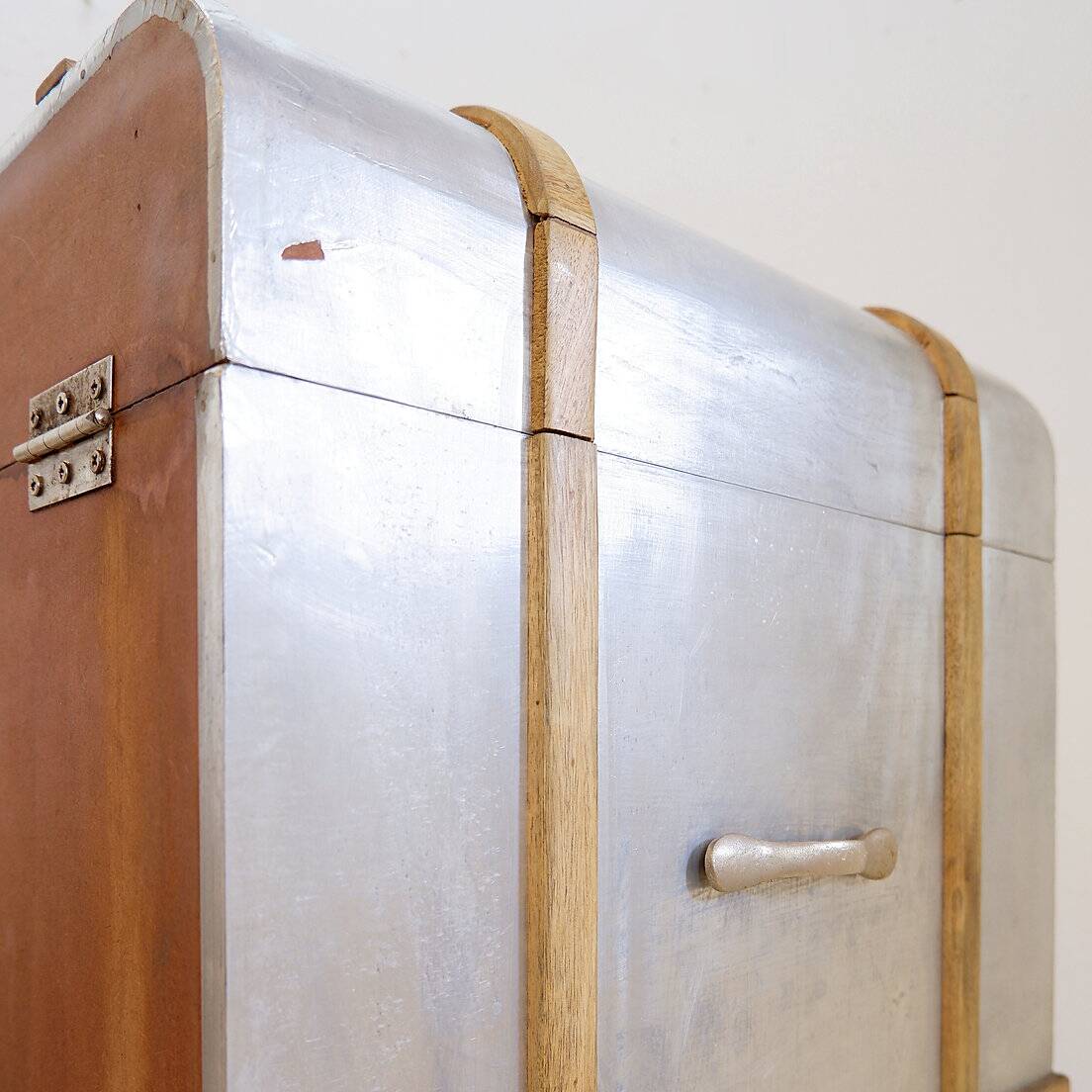Aluminum chest of drawers - "Trunk"