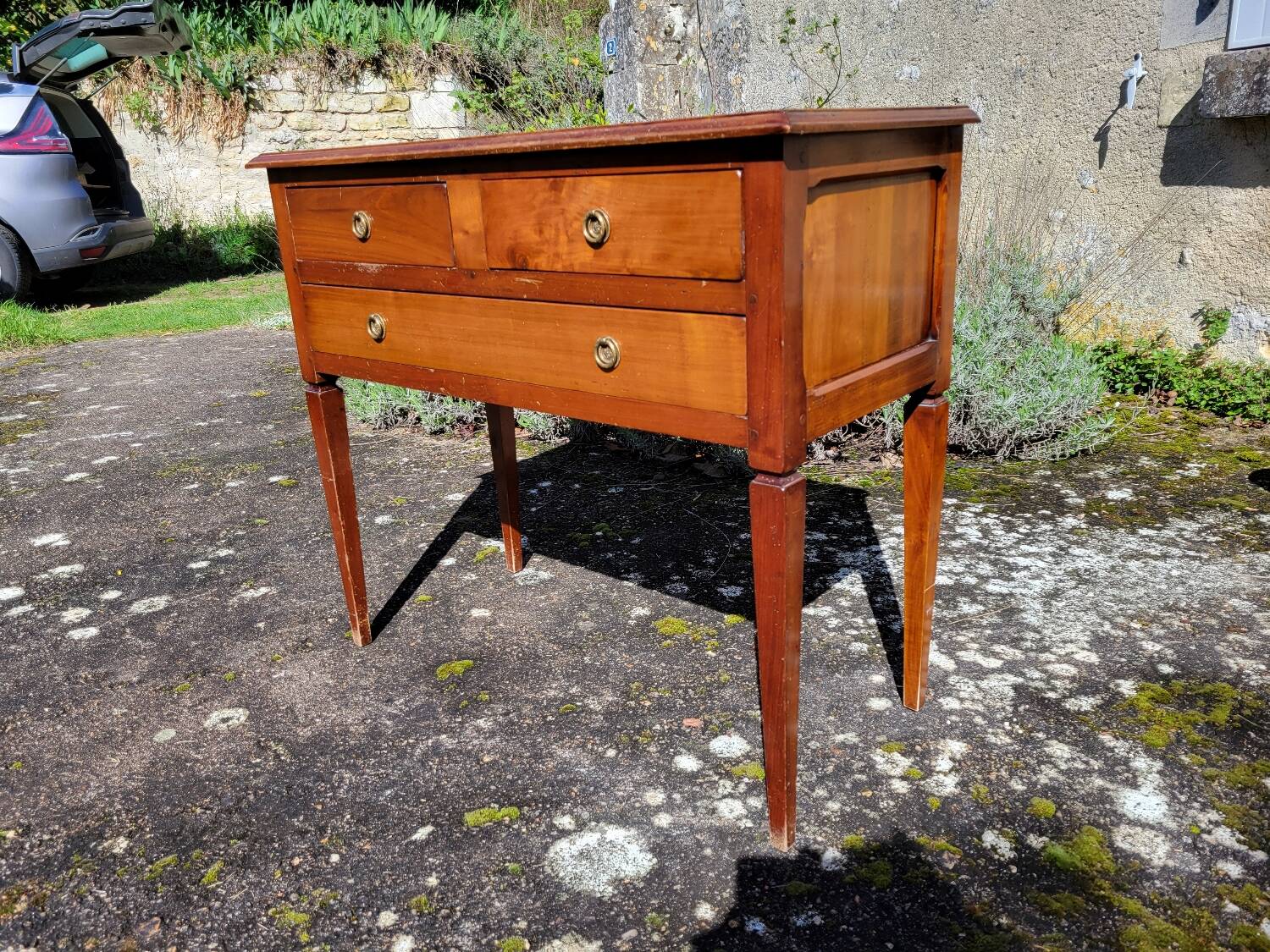 Cherrywood console chest of drawers with 3 drawers