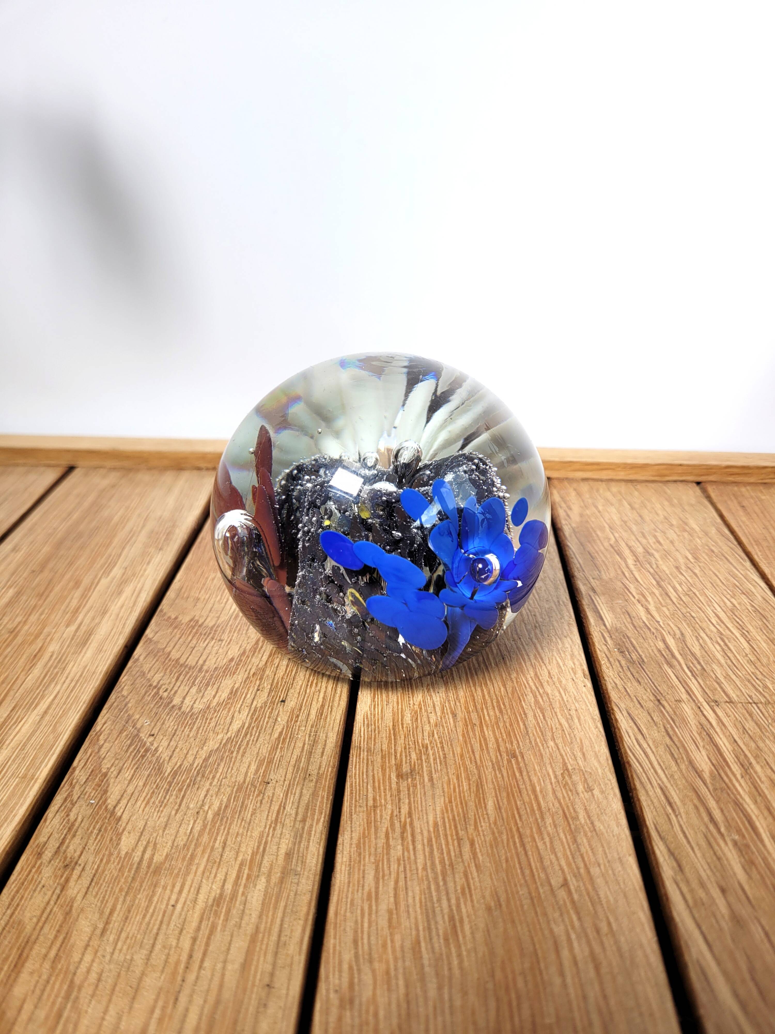 Sulphide glassware paperweight from St Just 1996