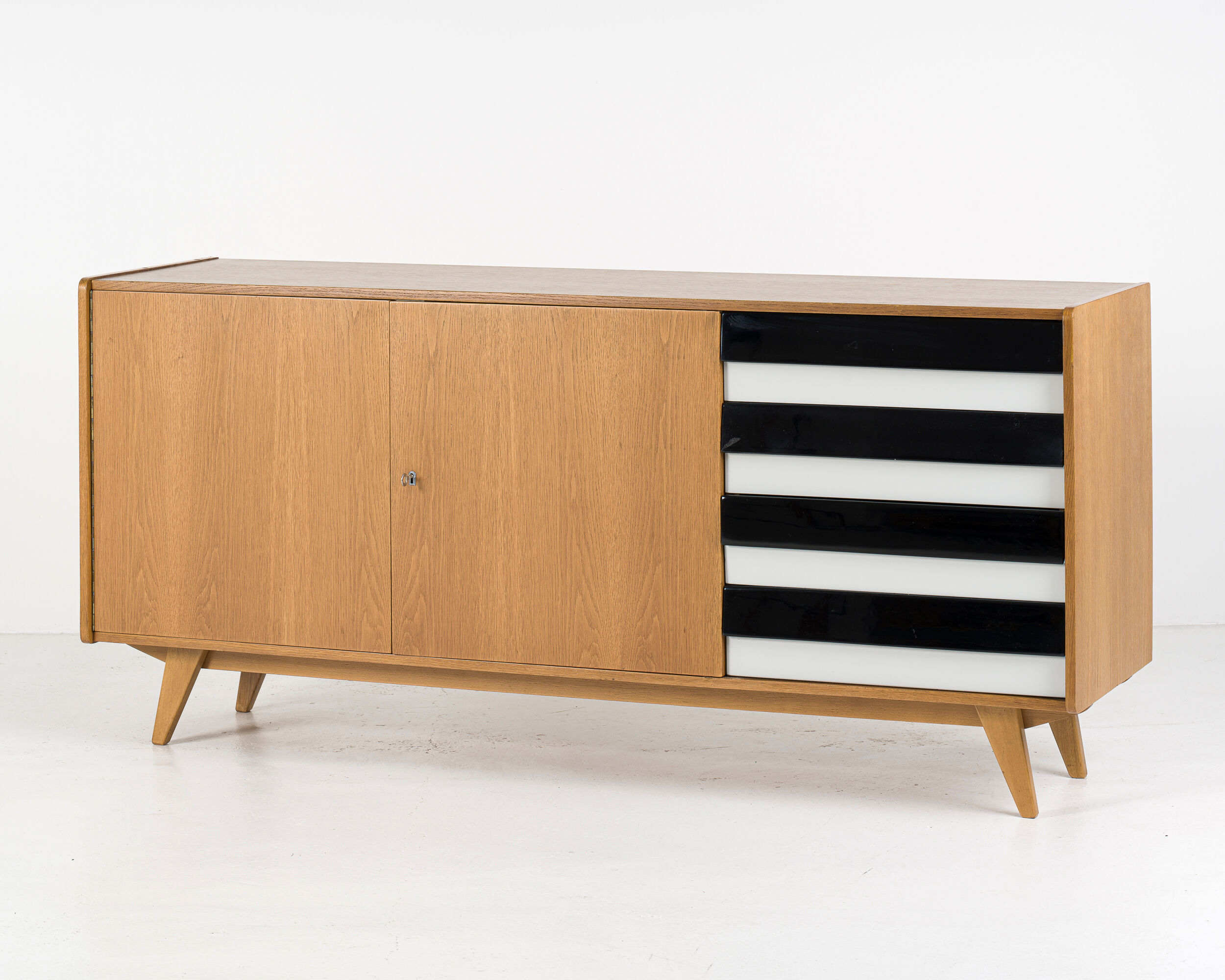 U-460 oak sideboard by Jiří Jiroutek for Interier Praha, 60's