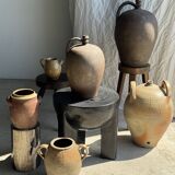 Very large beige jar with 2 handles H49