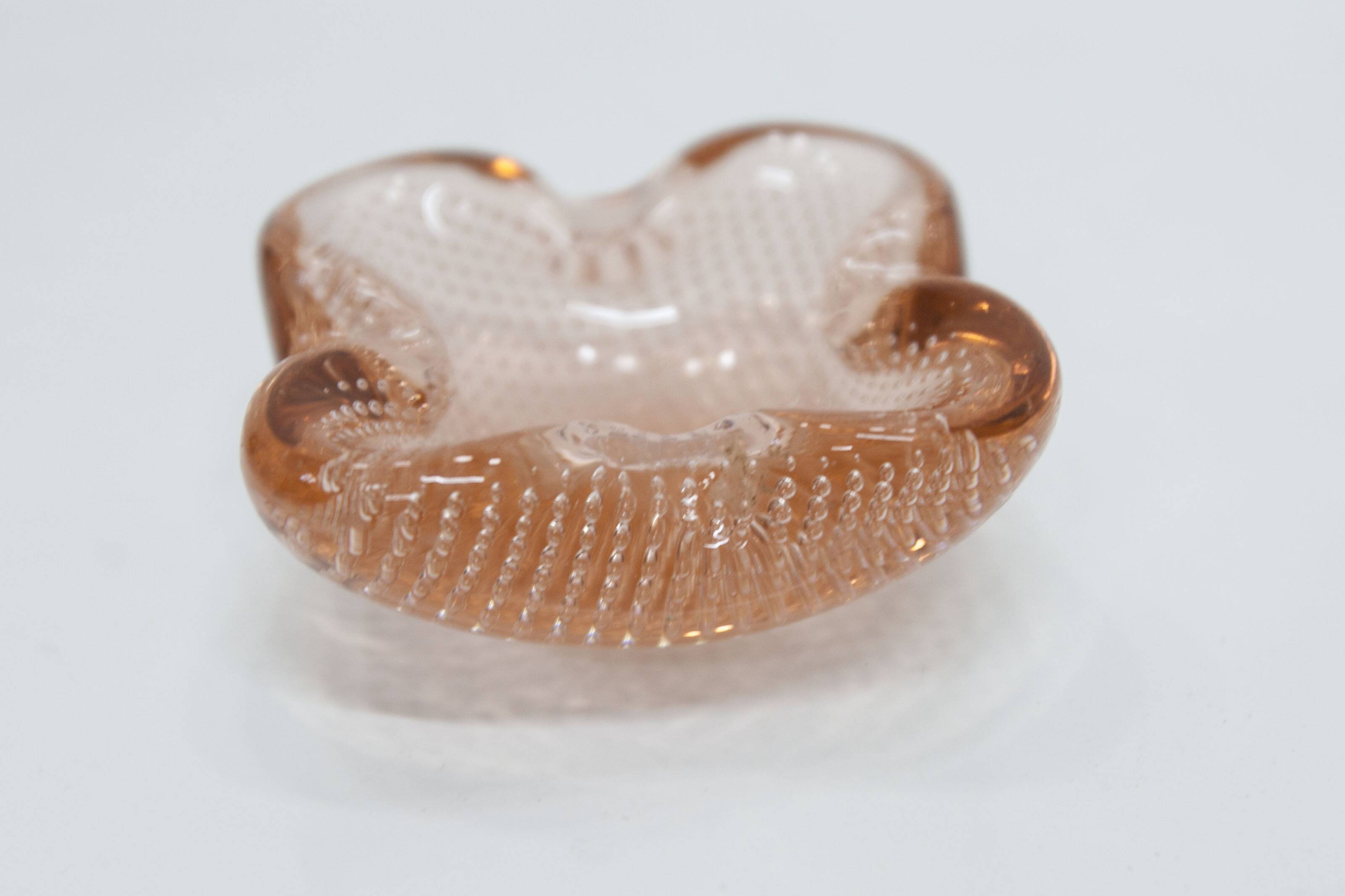 Murano ashtray, pink with bubbles, 1960, 7.5cm