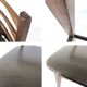 Chaise vintage design danois en bois avec assise en simili cuir olive brun