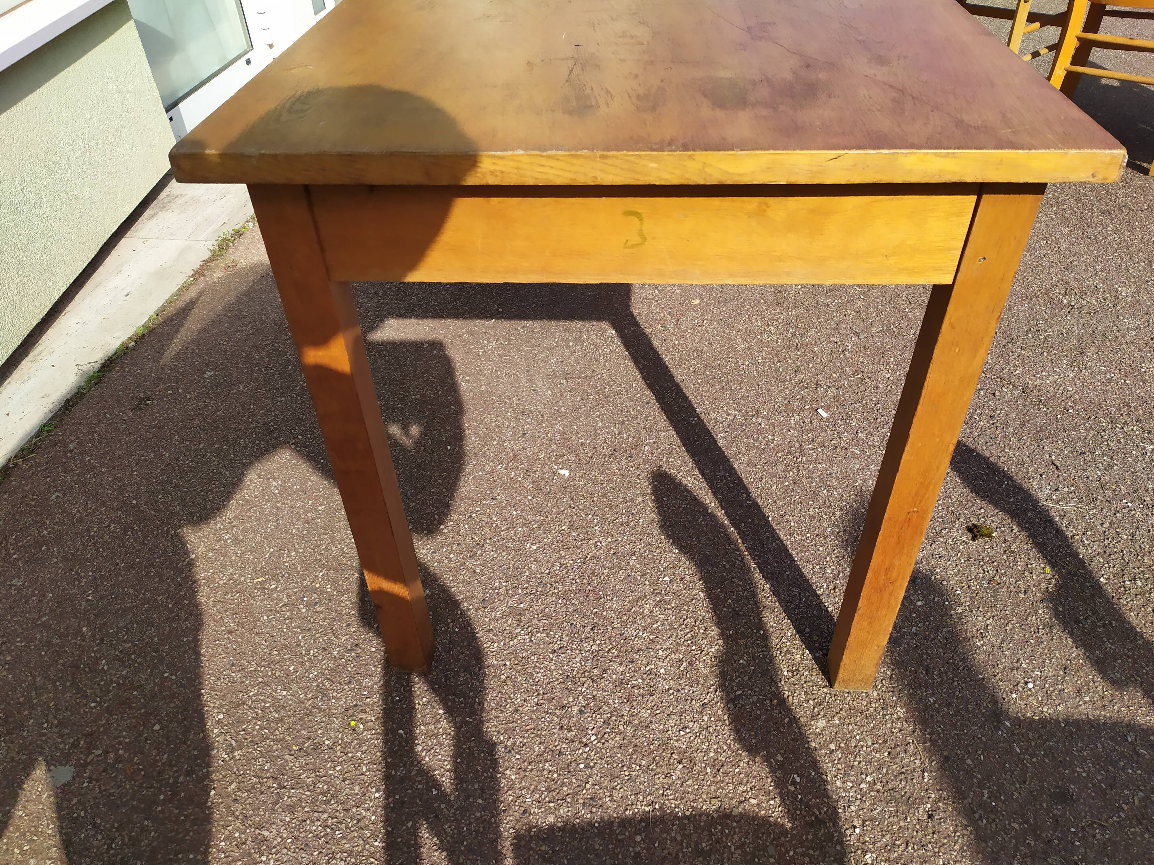 Old farm bistro table in solid wood 50/60