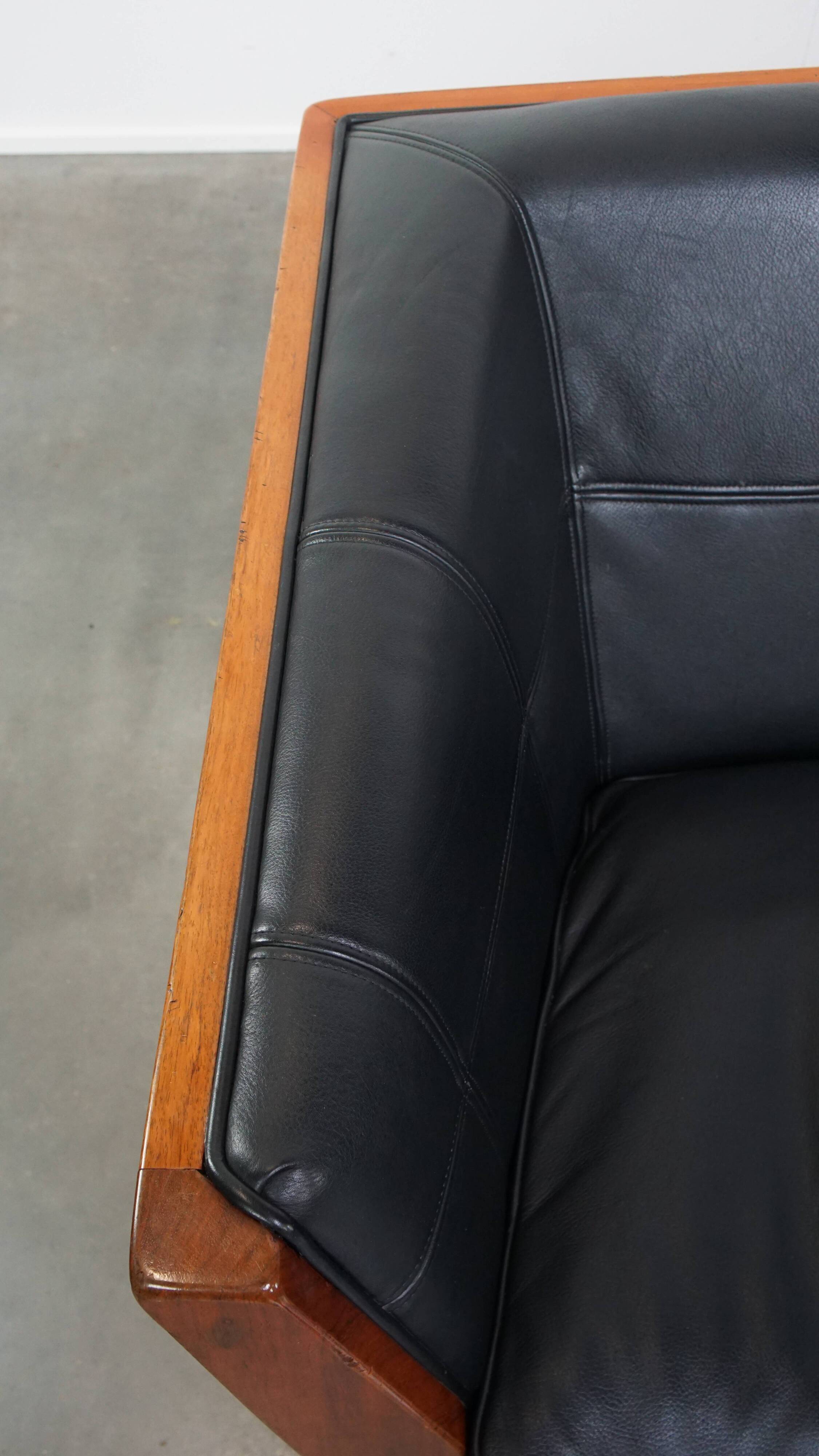 Art Deco 2.5-Seater Leather Sofa