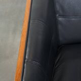 Art Deco 2.5-Seater Leather Sofa