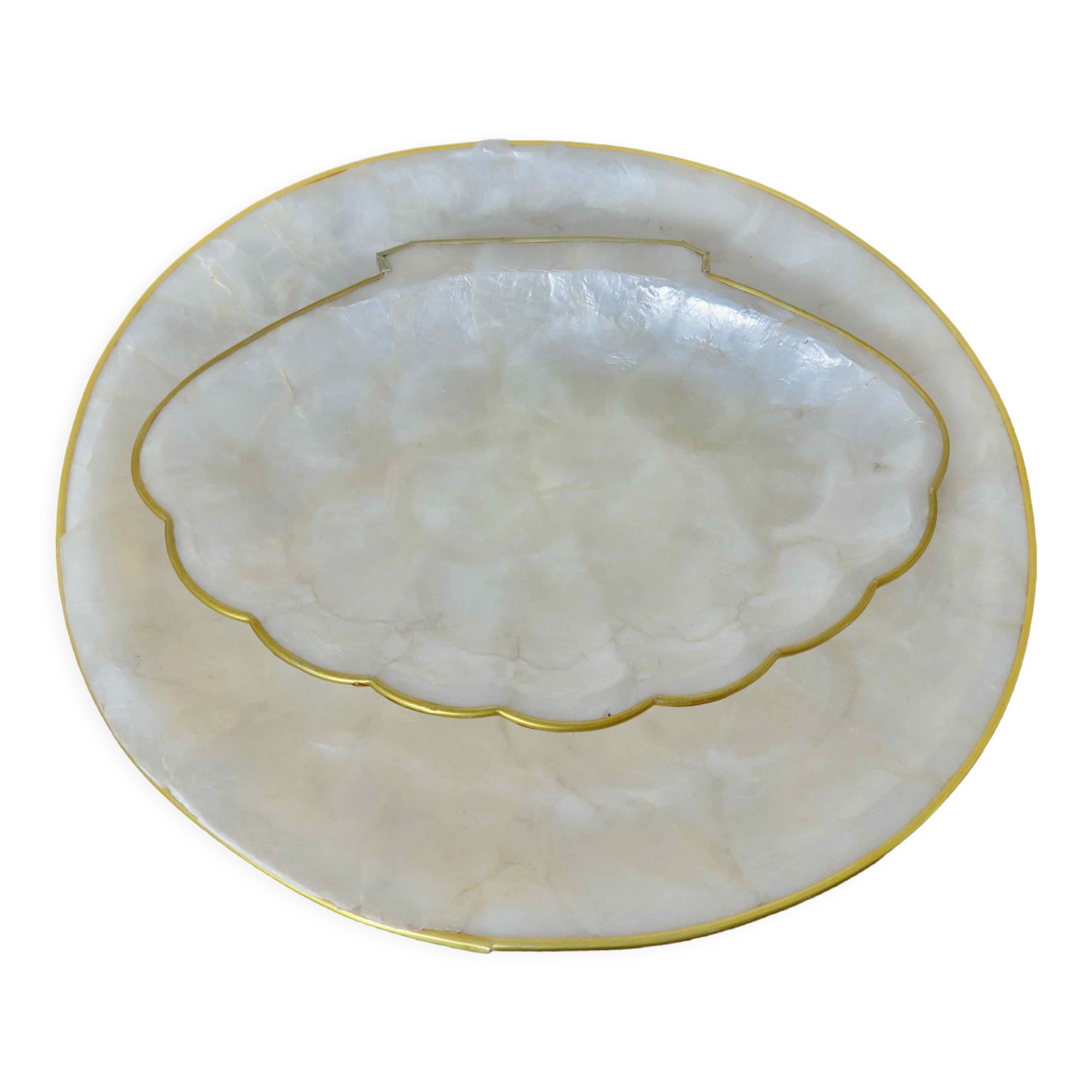 Set in Philippine mother-of-pearl, ramekin and plate