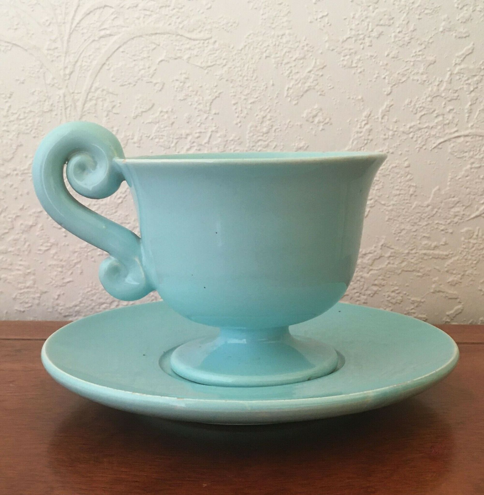 Lot of 5 cups and under ceramic cups 60-70 years