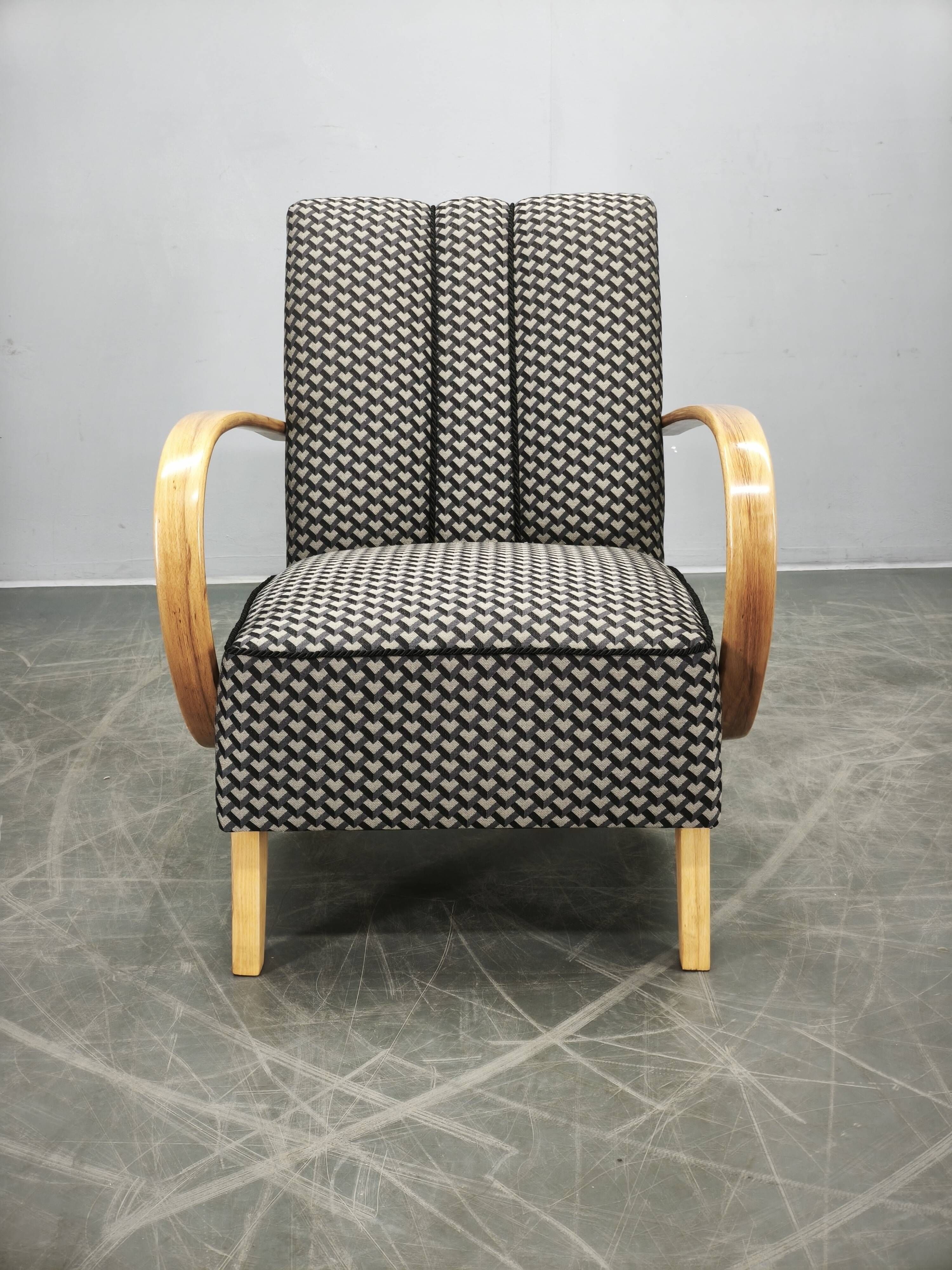 Art Deco Armchair by Jindrich Halabala, Czechoslovakia, 1940s