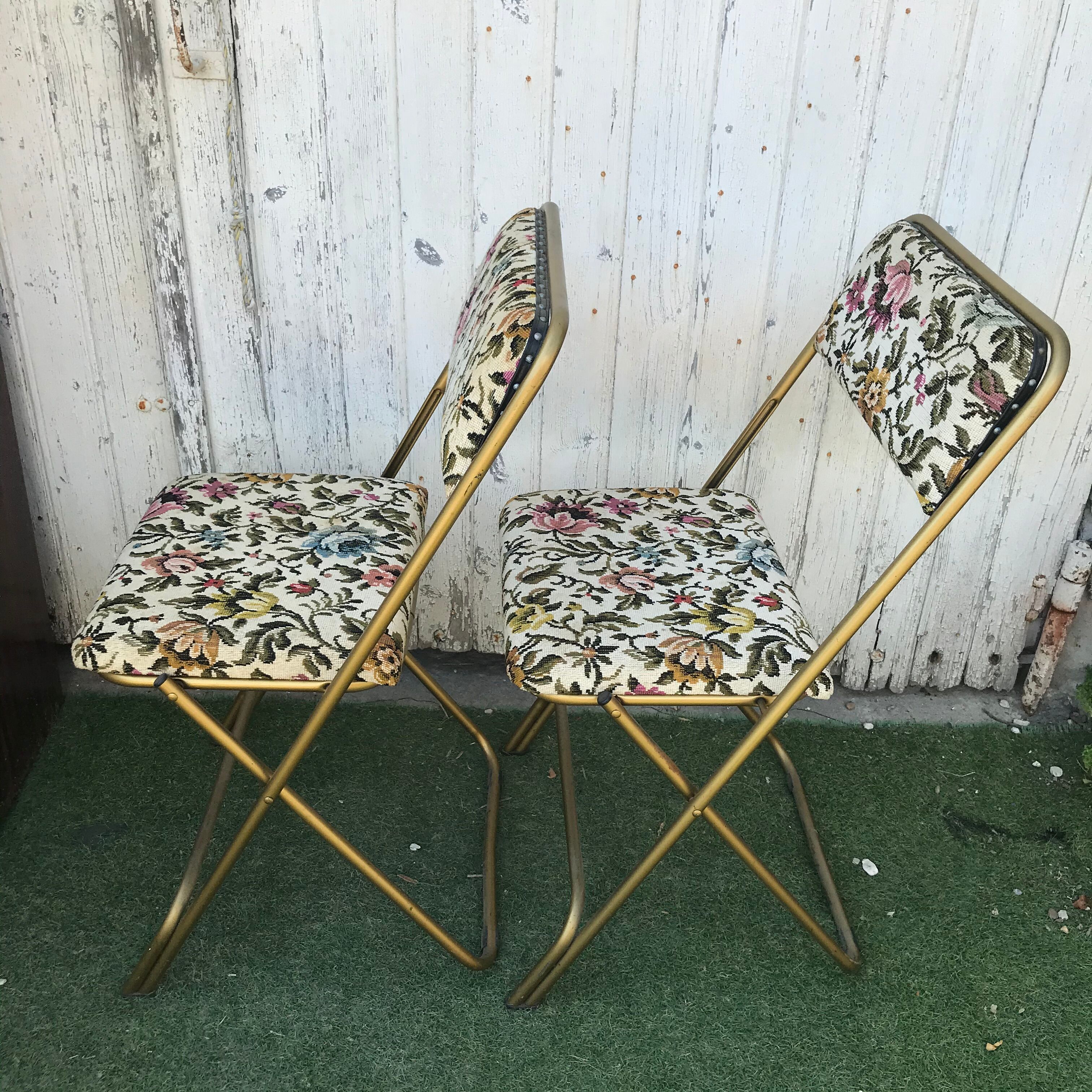 Pair of vintage Lafuma Chantazur chairs