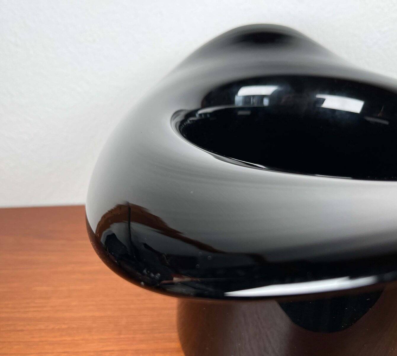 Vintage Italian vase top hat in Murano glass, 1980s.