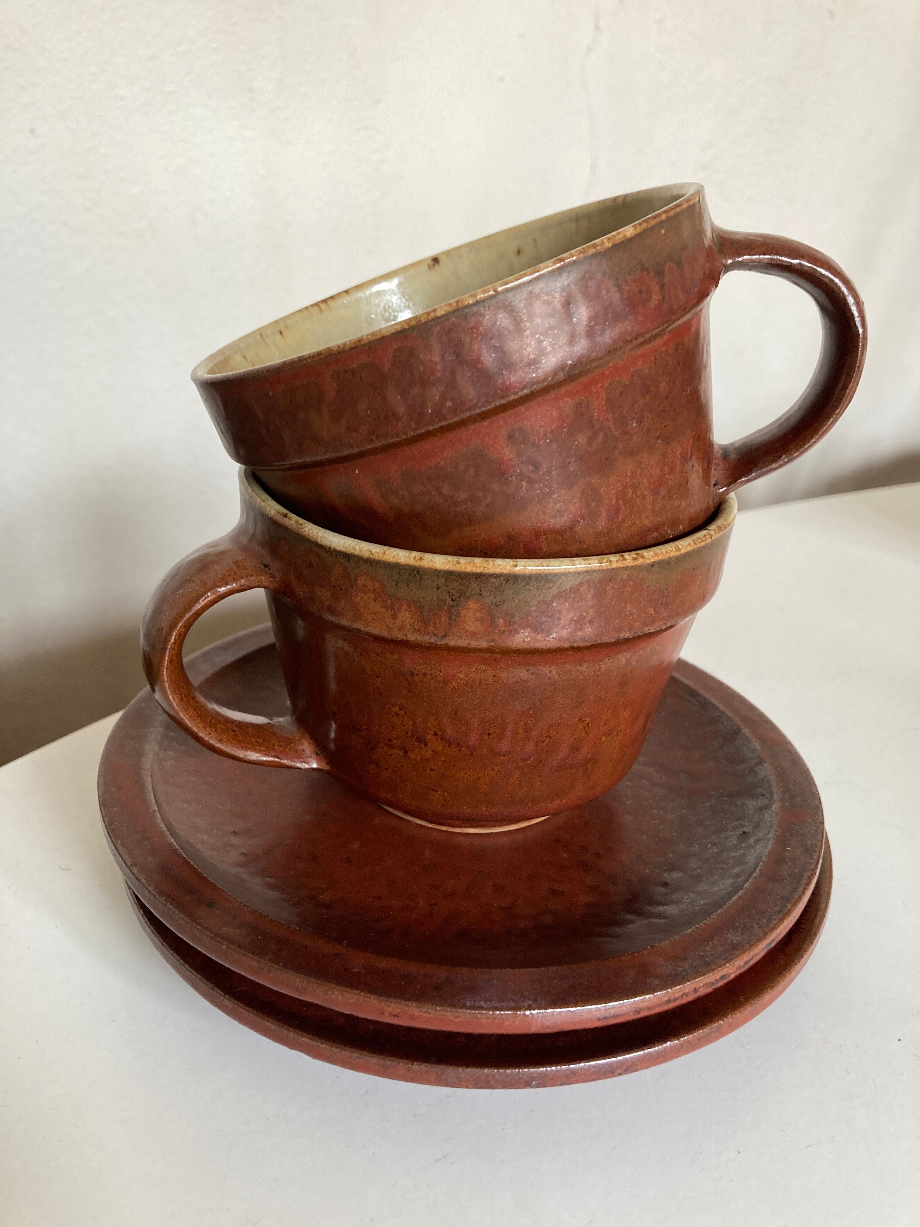 Pair of cups of sandstone lunches Daniel de Montmollin Taizé 1970