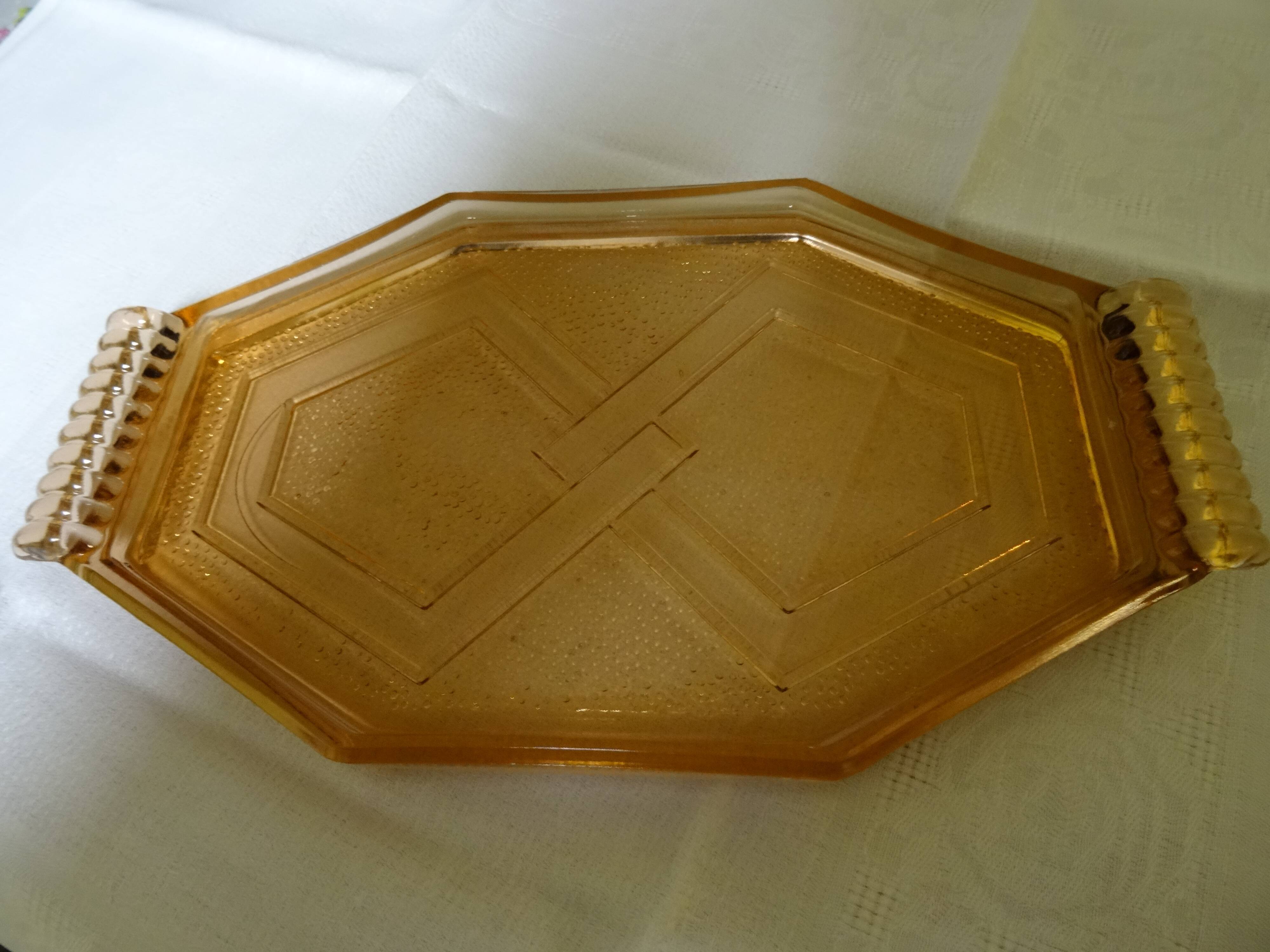 Art deco dish