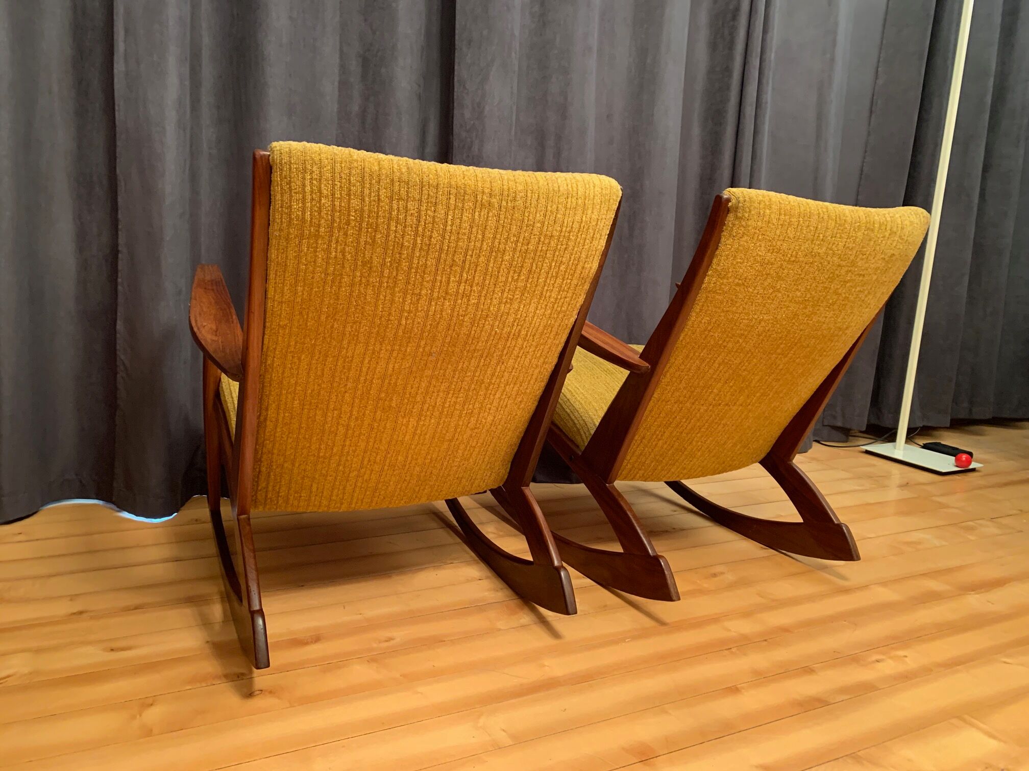 Pair of rocking chairs, designed by Georg Jensen, Kubus Møbler, Denmark, 1950s