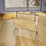 Vintage magazine rack in wrought iron and woven wicker 196
