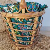 Vintage tripod rattan worker