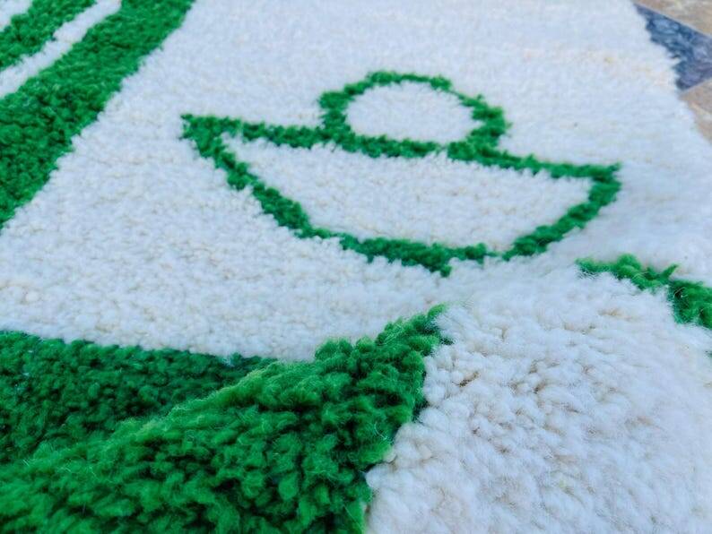 Handmade Moroccan Rug 250cm x 150cm