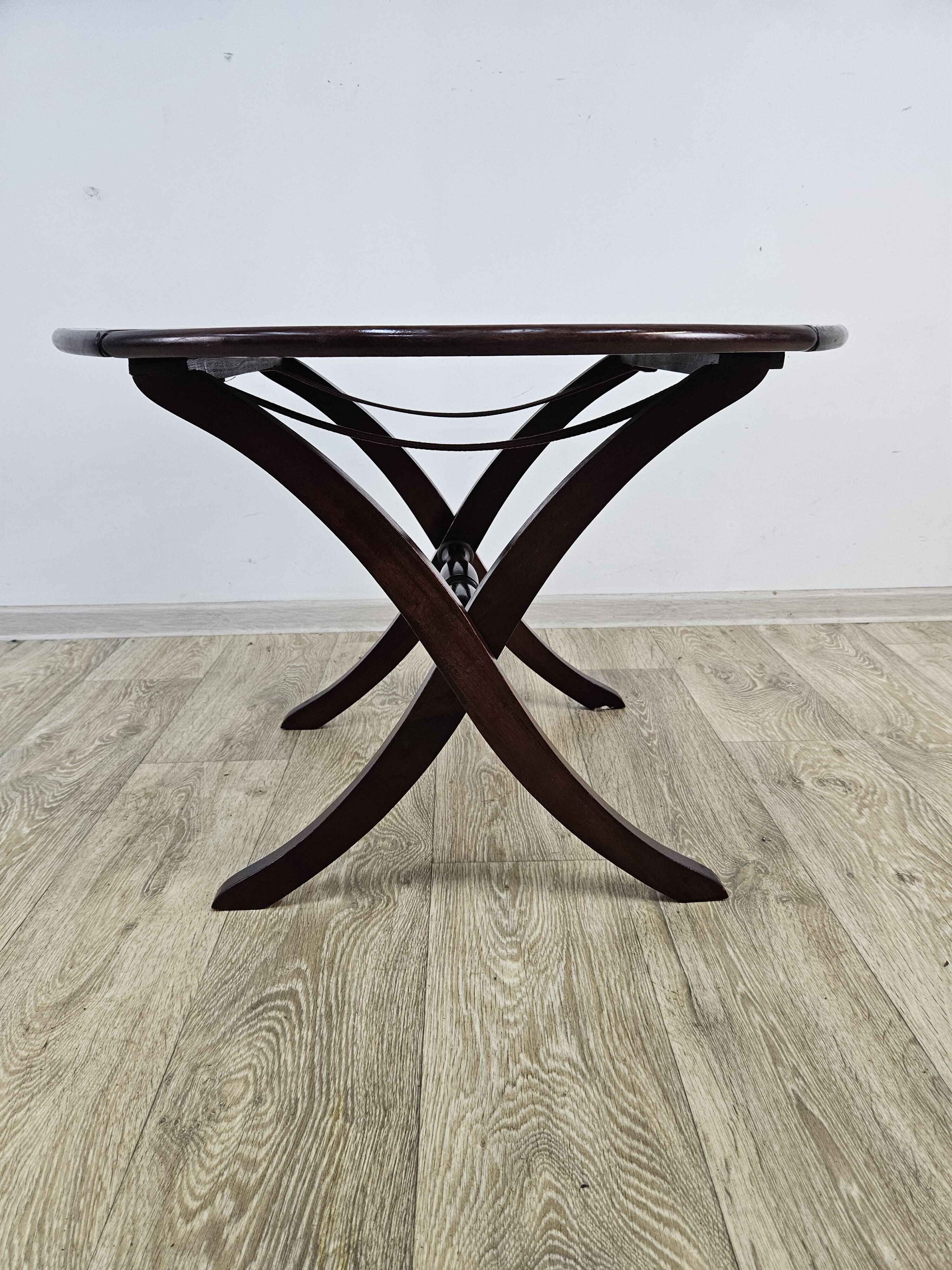 Vintage mahogany table, England, 1970s.