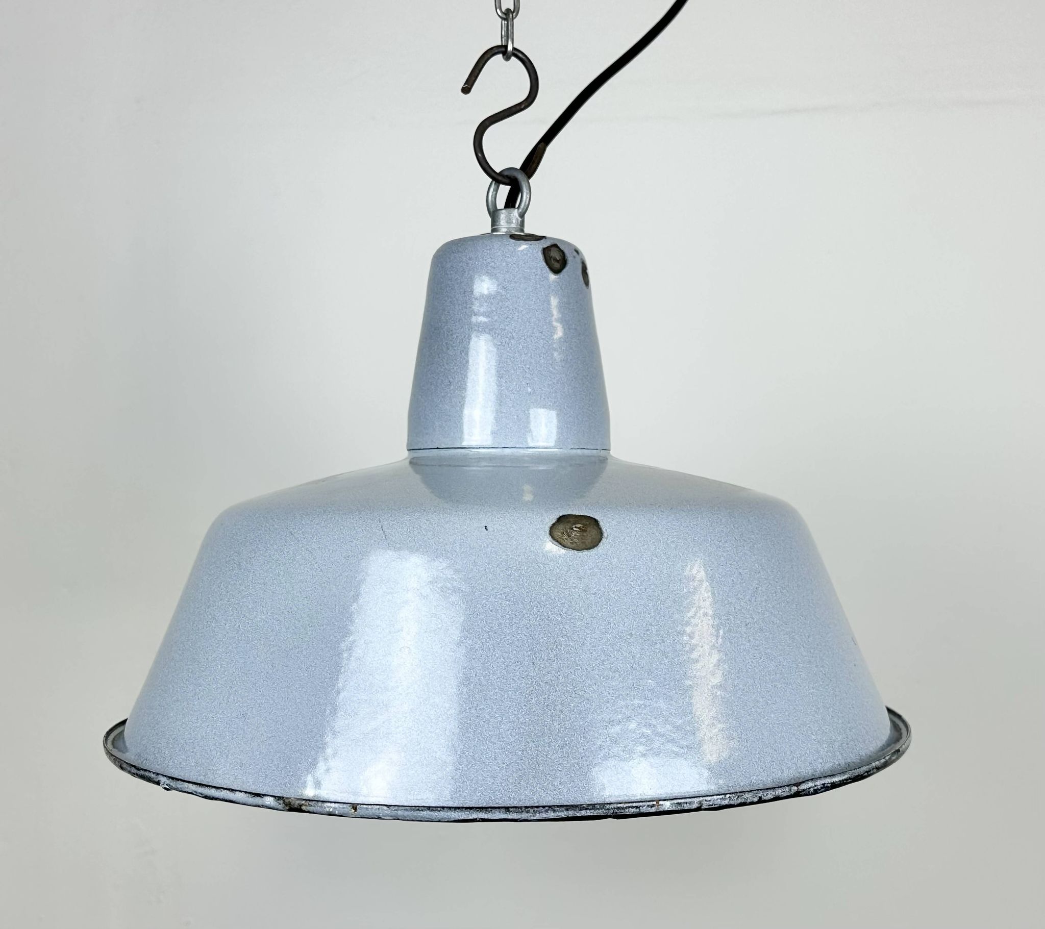 Industrial grey enamel factory pendant lamp, 1960s