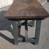 Table established of old shoemaker furniture