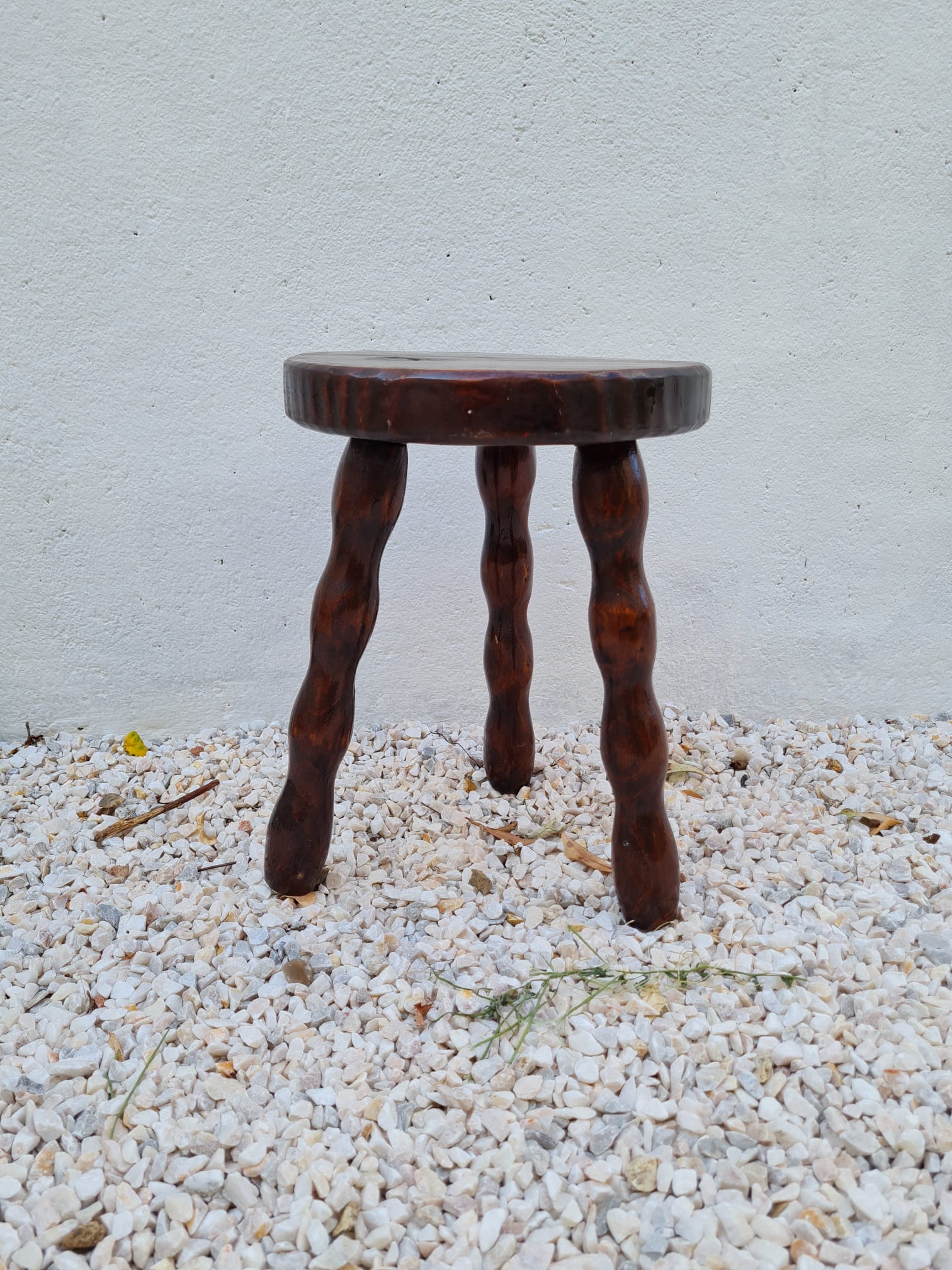 Tripod stool