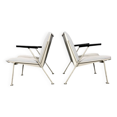 Ahrend De Cirkel Oase 2 fauteuils Wim Rietveld