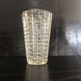 Vase en verre ciselé
