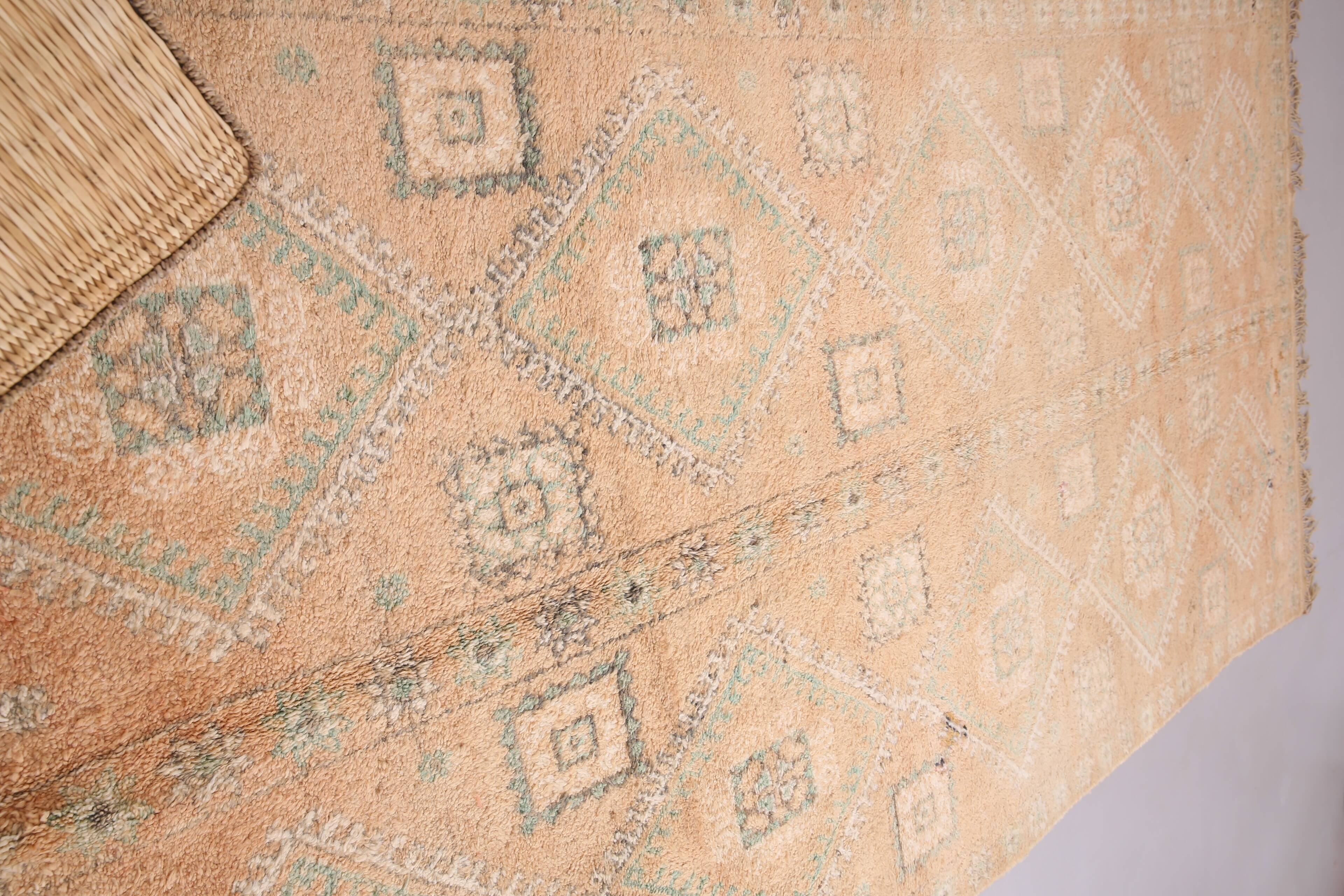 Large Vintage Moroccan Rug 188 x 387 cm - Peach Berber Rug - Handmade Rug