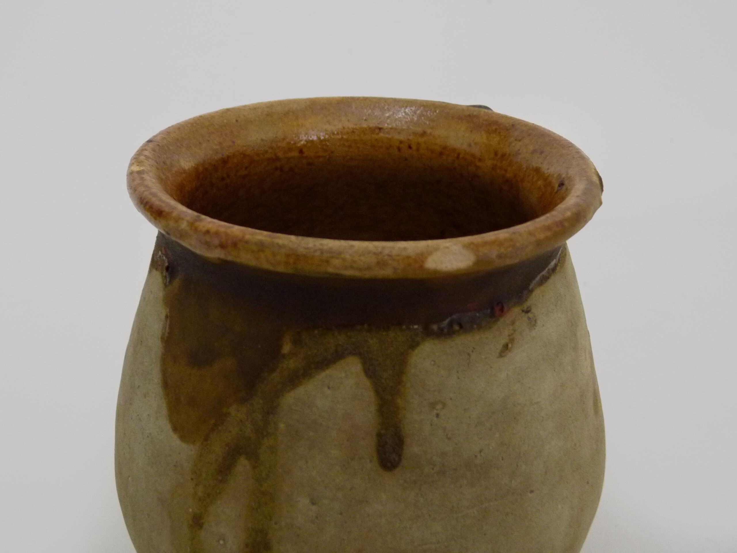 Pot in glazed beige brown terracotta, southwest of the France