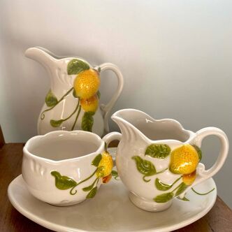 coffee/tea service in lemon pattern slushy