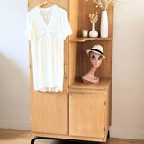 Armoire asymétrique vintage en chêne rénovée