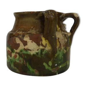 Poterie en terre cuite vernissée