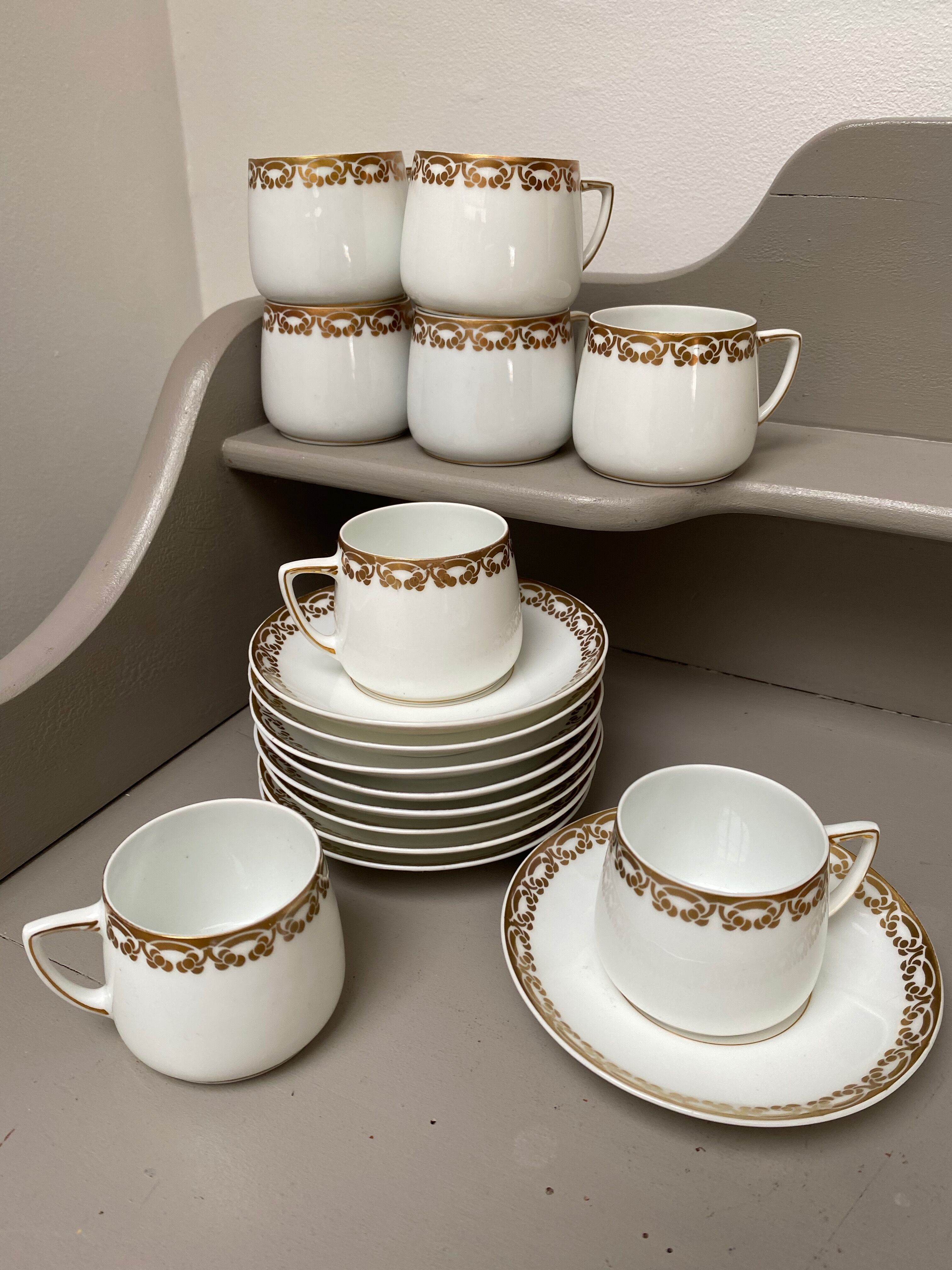 Hermann Ohme Silesia porcelain cup service