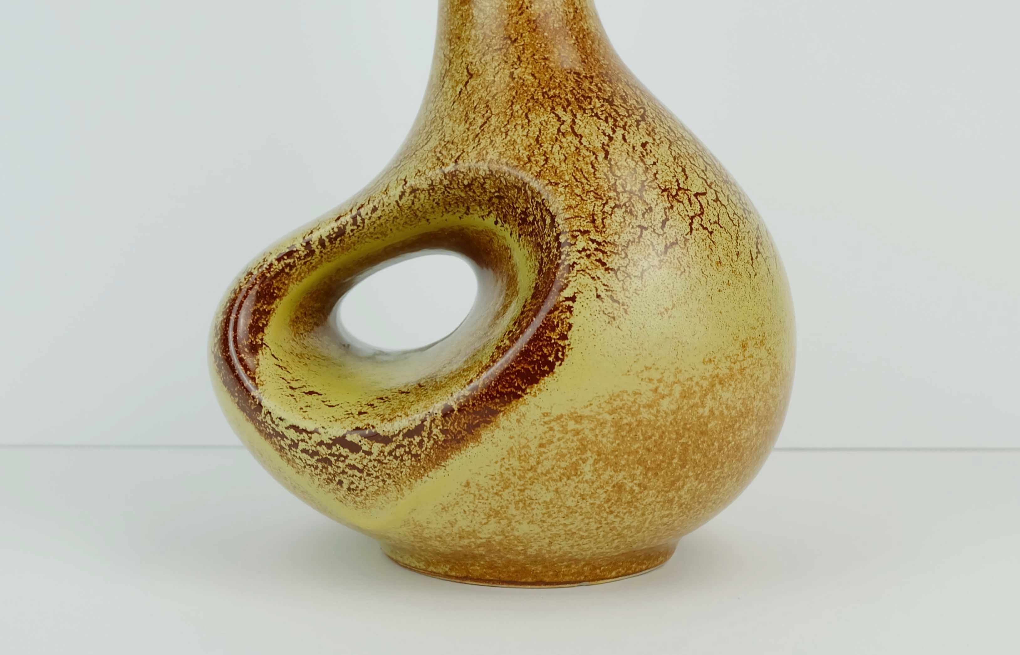 Vase Bertoncello Italie en céramique Roberto Rigan Années 1970