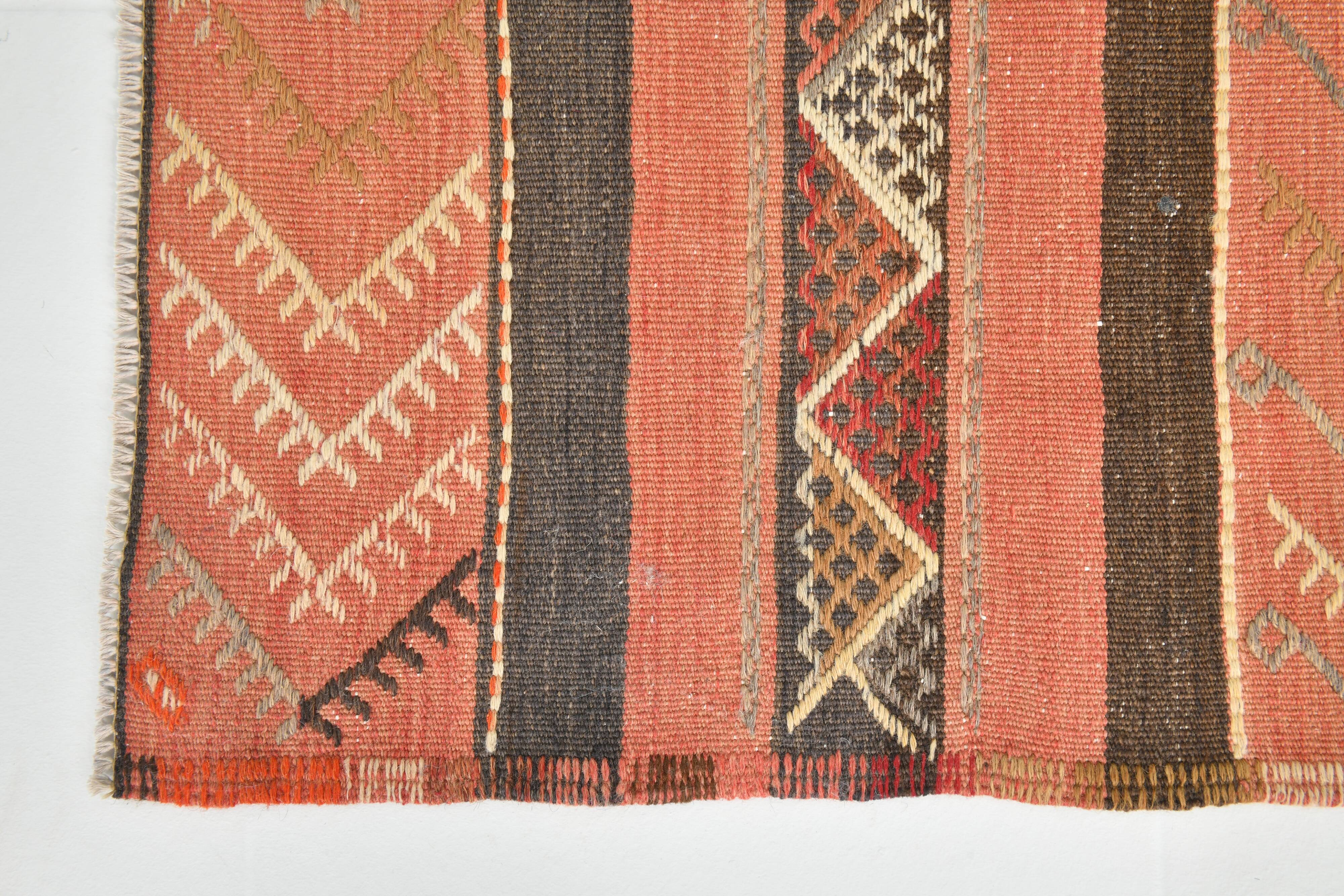 Tapis Kilim rouge et marron fait main
