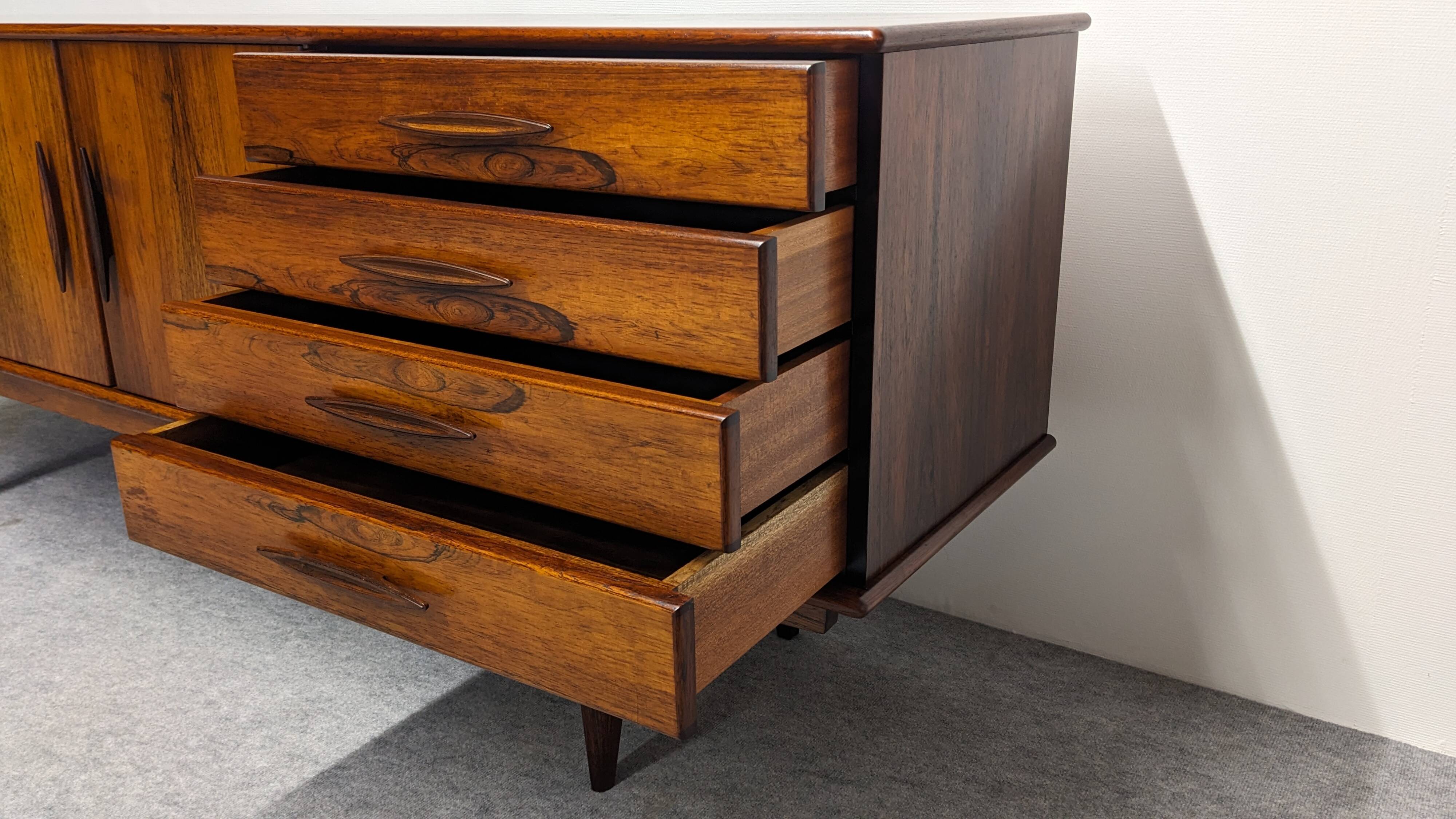 Scandinavian sideboard in Rio rosewood, 1950s-1960s