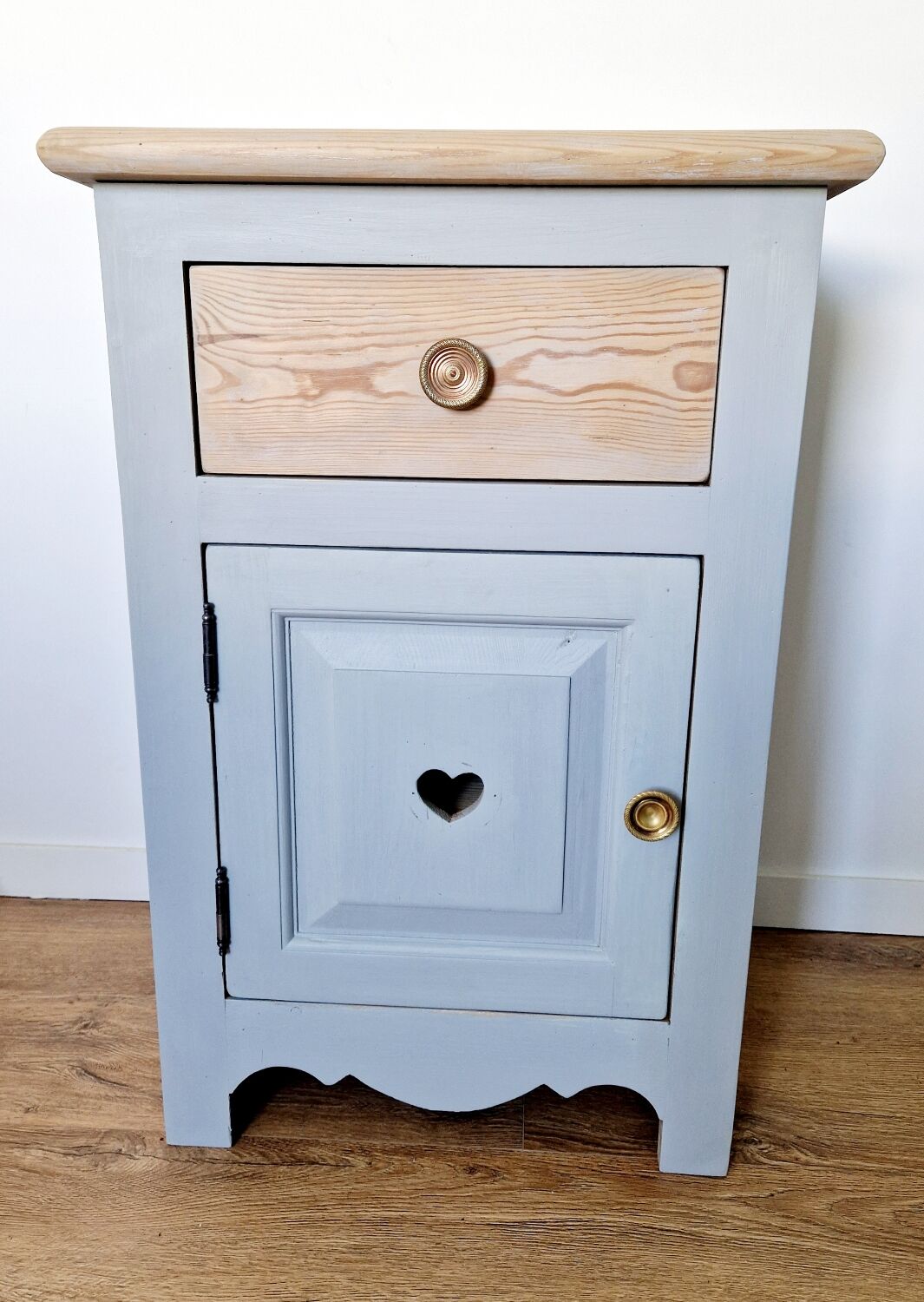 Furniture jam solid spruce style alpine