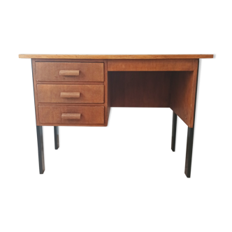 Oak desks