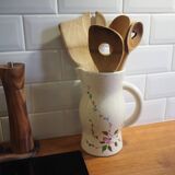 Flower pitcher